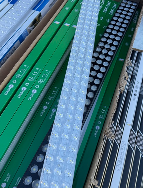 NATYNKOWA SOCZEWKOWA LAMPA LED 120 CM BARWA ZIMNA 80W BIAŁA pol_pl_NATYNKOWA-SOCZEWKOWA-LAMPA-LED-120-CM-BARWA-ZIMNA-80W-BIALA-2277_9